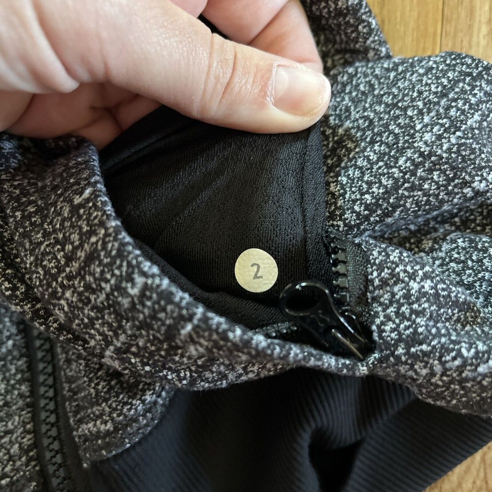Lululemon Be Present Coco Pique Black Jacket Full Zip Women's Size‎ 2 - Picture 2 of 6